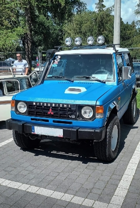 Mitsubishi Pajero I