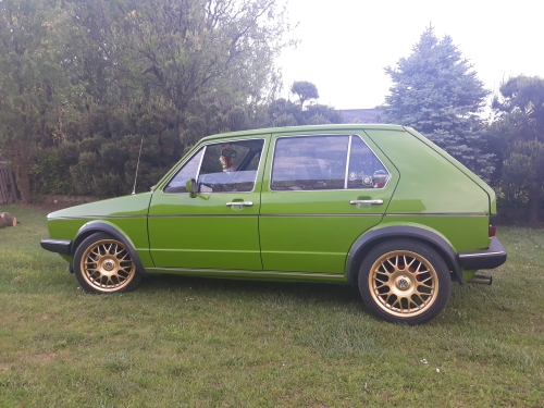 Volkswagen Golf (I) hatchback
