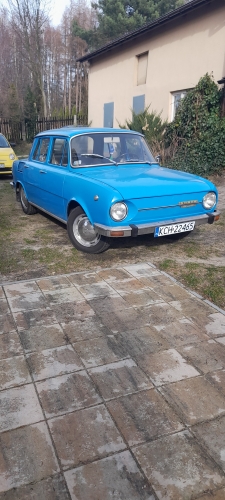 Skoda 100