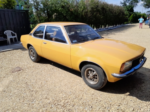 Opel Ascona b
